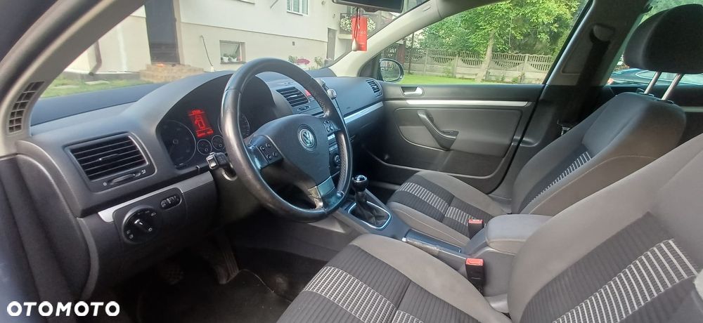 Volkswagen Golf 1.9 TDI DPF Comfortline - 2