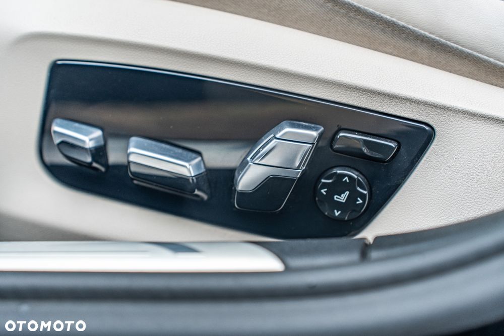 BMW Seria 7 740d xDrive mHEV sport - 22