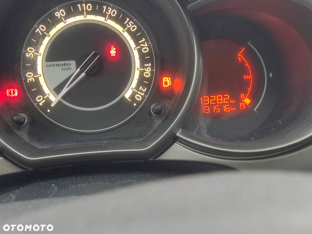 Citroën C3 Pure Tech (VTi) 82 Exclusive - 24