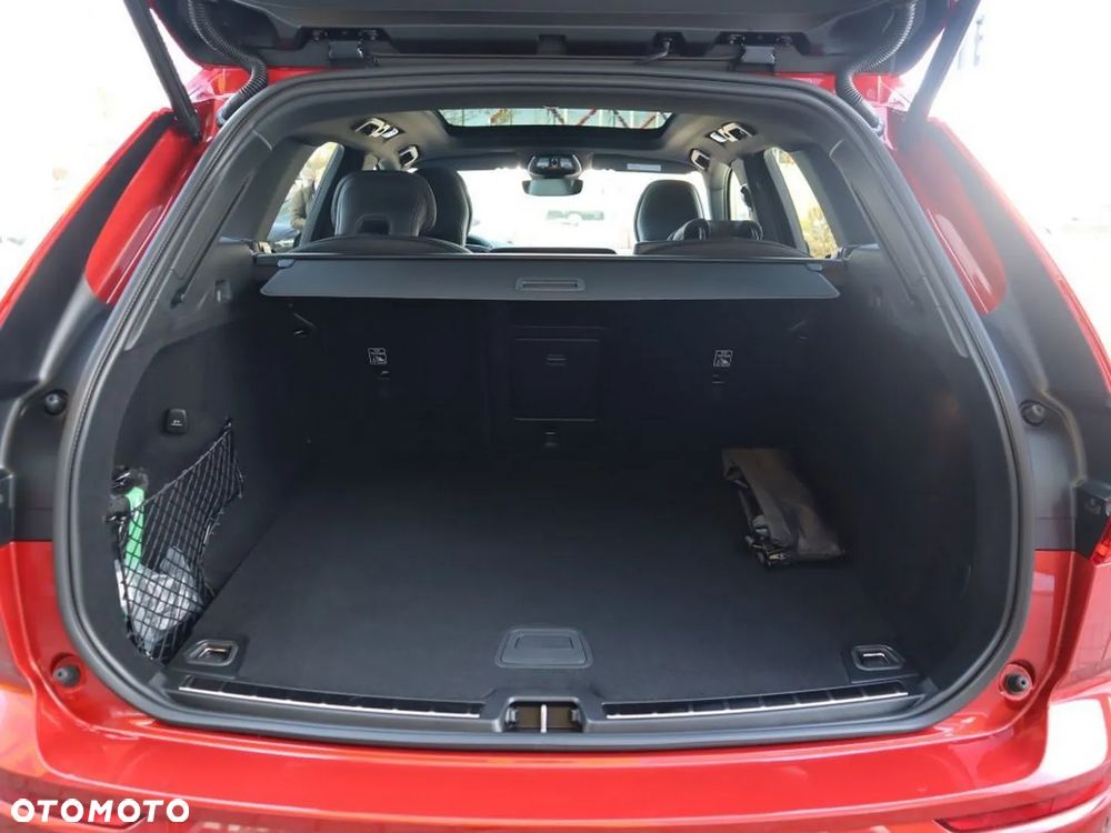 Volvo XC 60 B4 B Plus Dark - 7