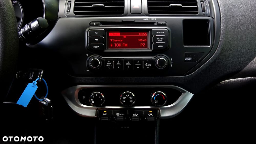 Kia Rio - 18