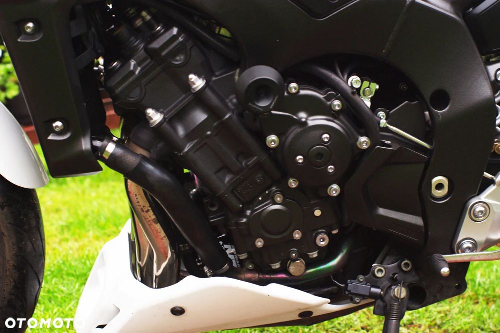 Yamaha FZ - 25
