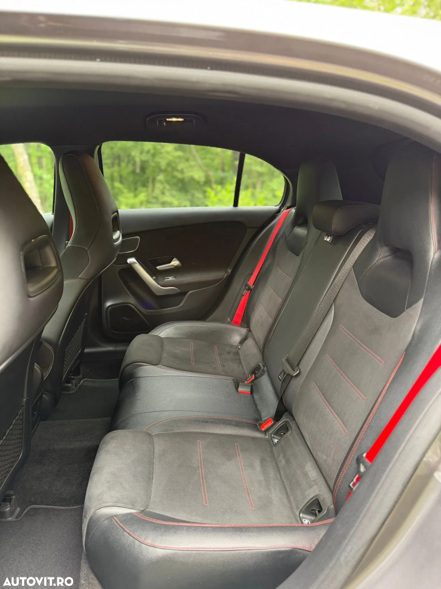 Mercedes-Benz A AMG 35 4Matic AMG Speedshift DCT 7G - 12