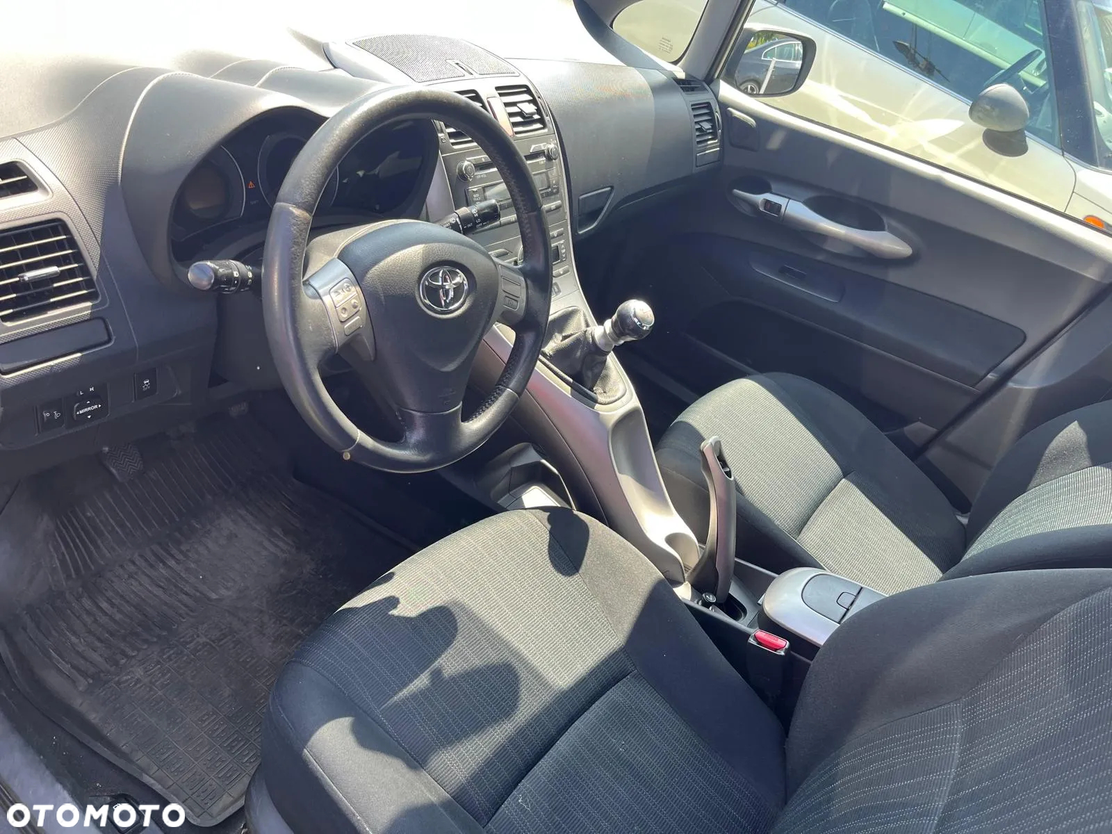 Toyota Auris 2.0 D-4D Luna - 6