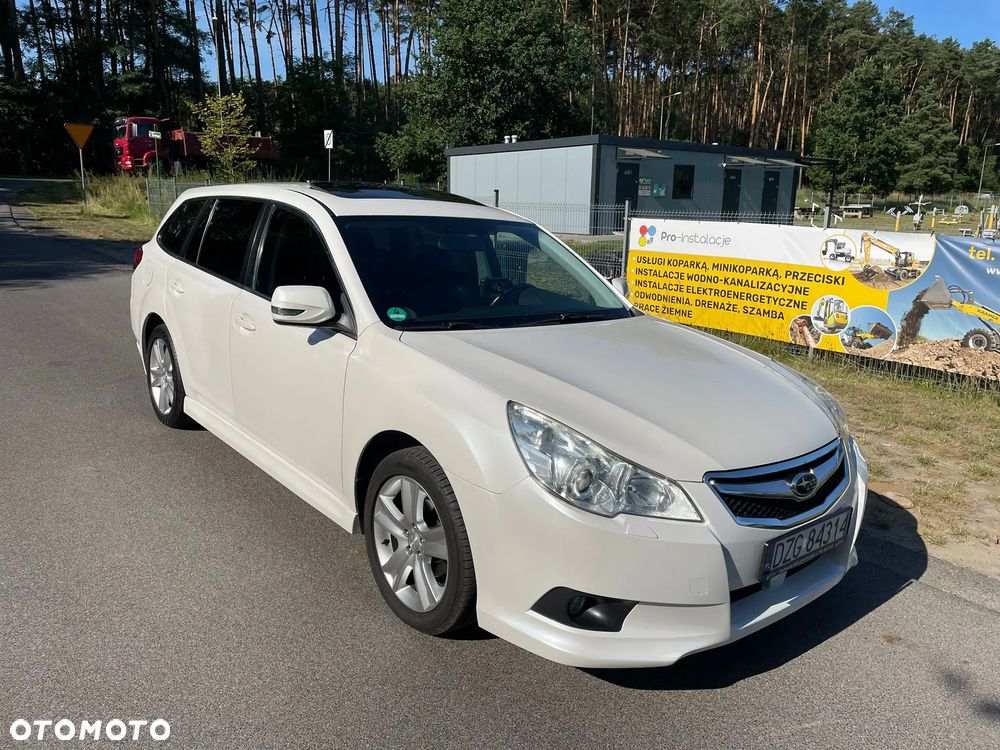 Subaru Legacy - 13
