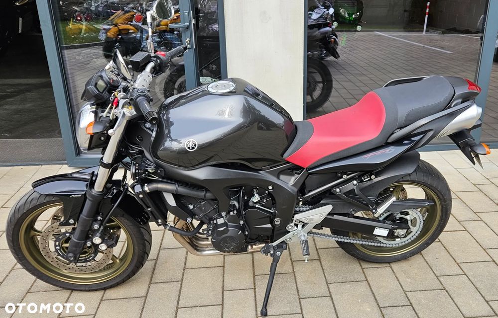 Yamaha FZ6 - 7