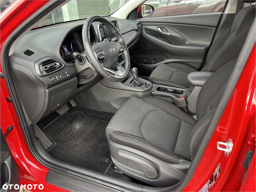 Hyundai i30 1.0 T-GDI Smart DCT - 11