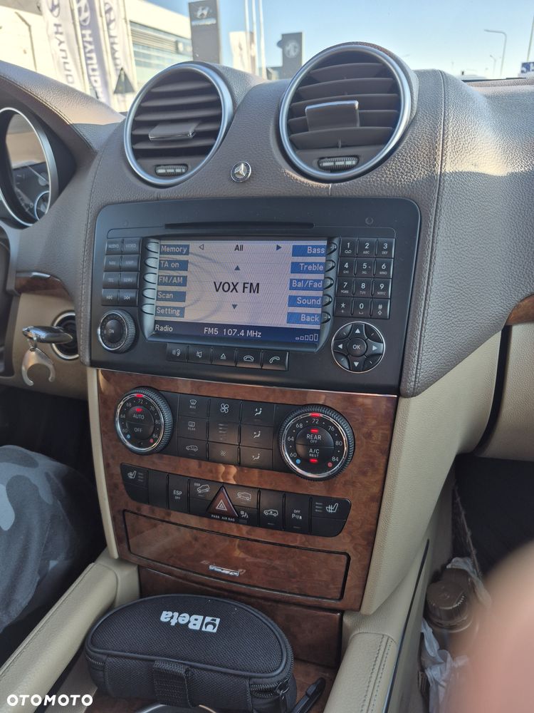 Mercedes-Benz GL 320 CDI 4Matic 7G-TRONIC - 28