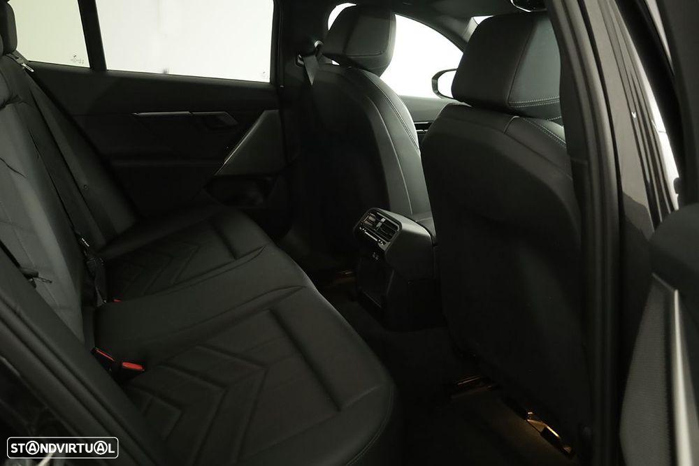 BMW 520 d Pack Desportivo M - 23