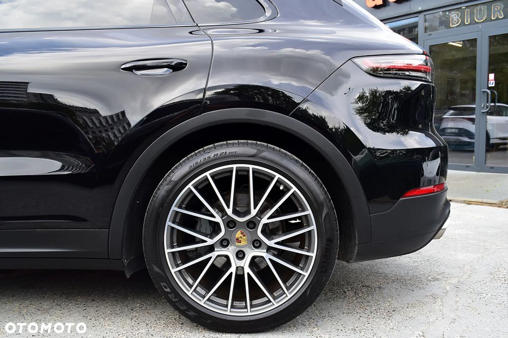 Porsche Cayenne S - 30