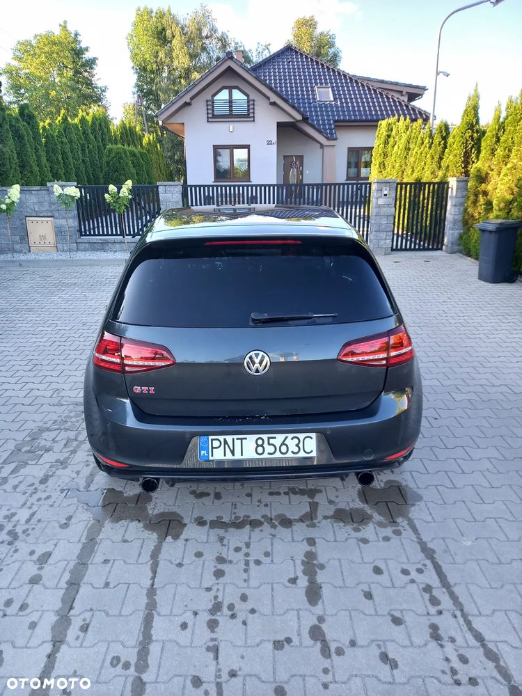 Volkswagen Golf 2.0 TSI BMT GTI Performance - 4