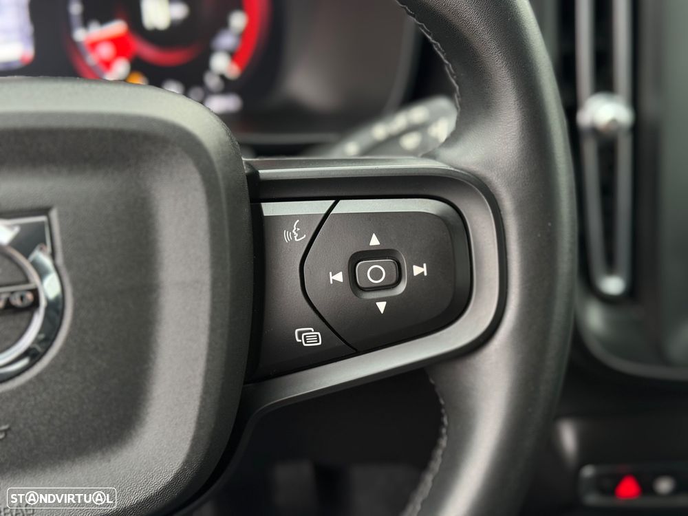 Volvo XC 40 1.5 T2 Momentum Core - 15