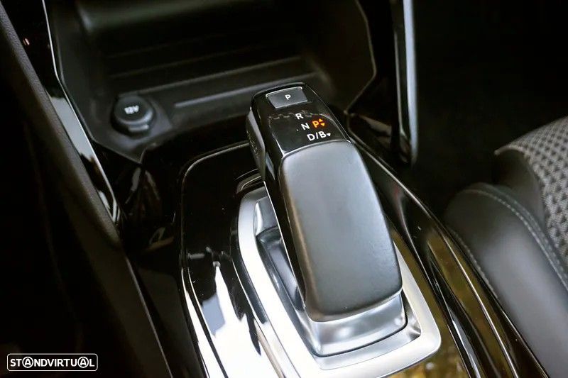 Peugeot e-208 50 kWh GT Line - 31