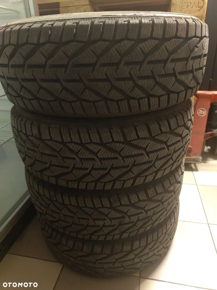 Kia Stonic 1.4 L - 22