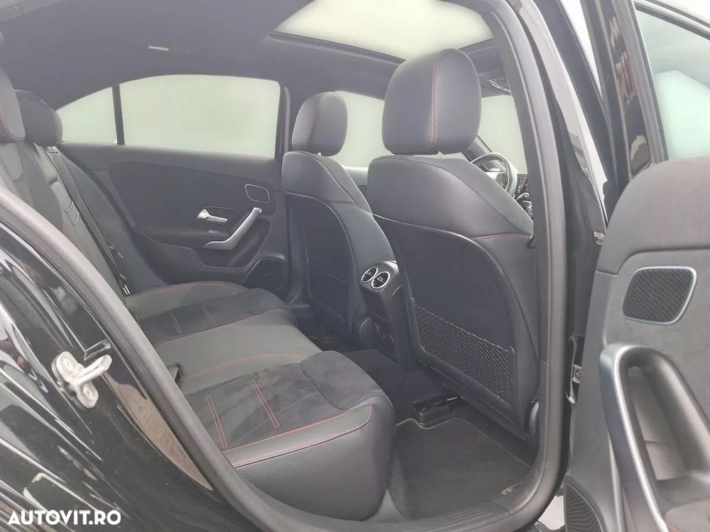 Mercedes-Benz A 200 d Sedan 8G-DCT - 15