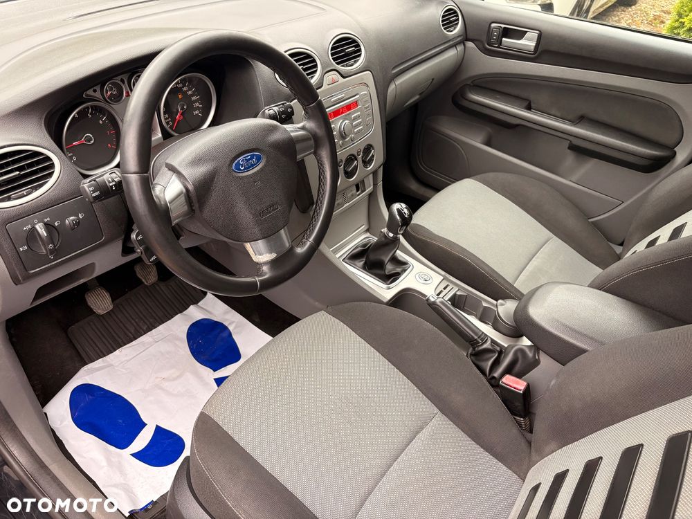 Ford Focus 1.6 Ti-VCT Titanium - 13