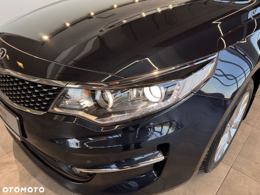 Kia Optima - 10