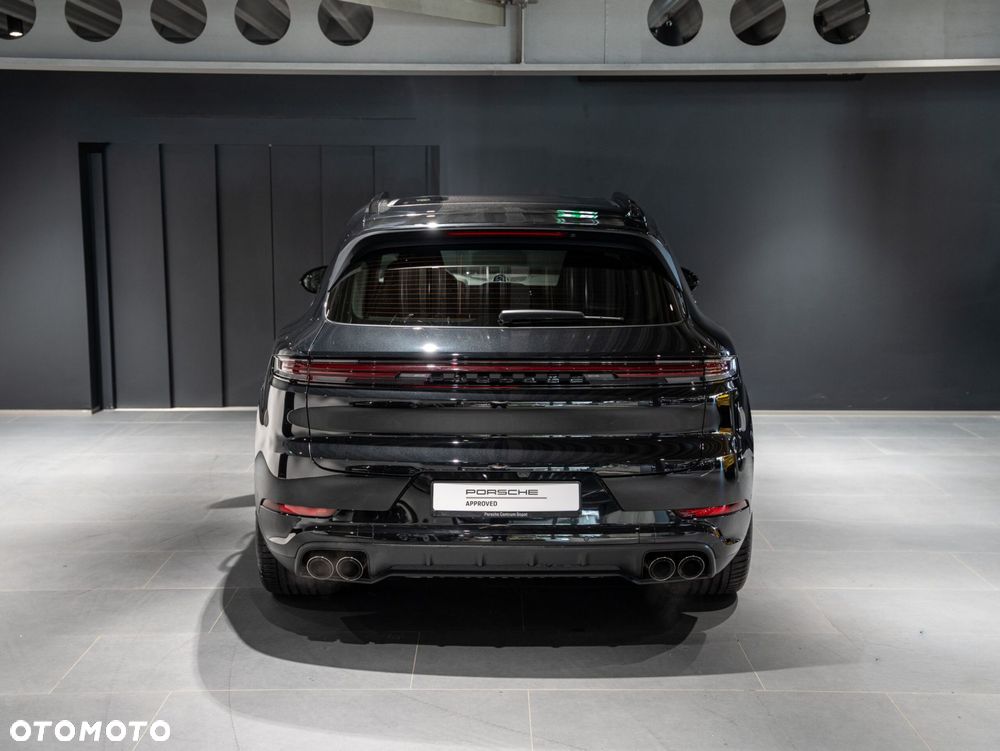 Porsche Cayenne Black Edition - 16
