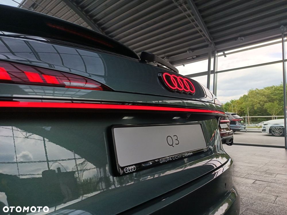 Audi Q3 Sportback - 38
