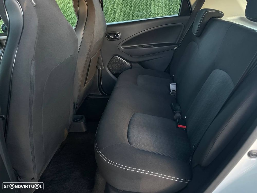 Renault Zoe (c/ Bateria) Limited 40 - 8