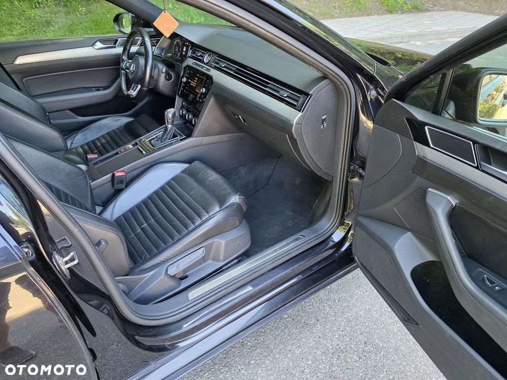 Volkswagen Passat - 21