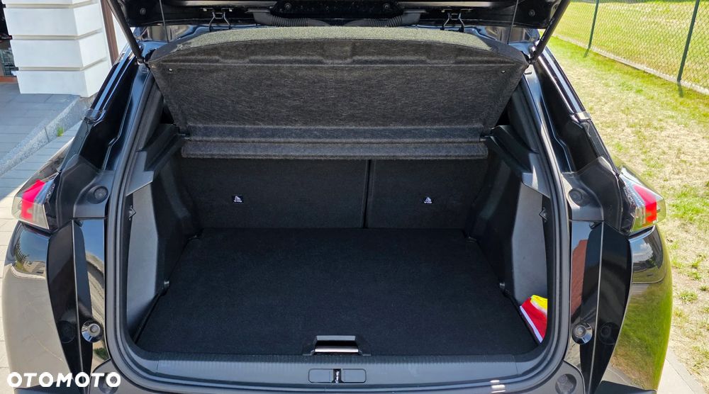 Peugeot 2008 1.5 BlueHDi GT S&S - 27