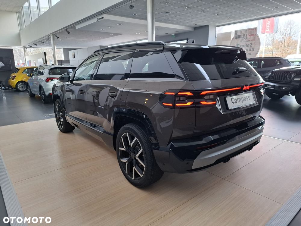 Jeep Compass 74 kWh First Edition - 7