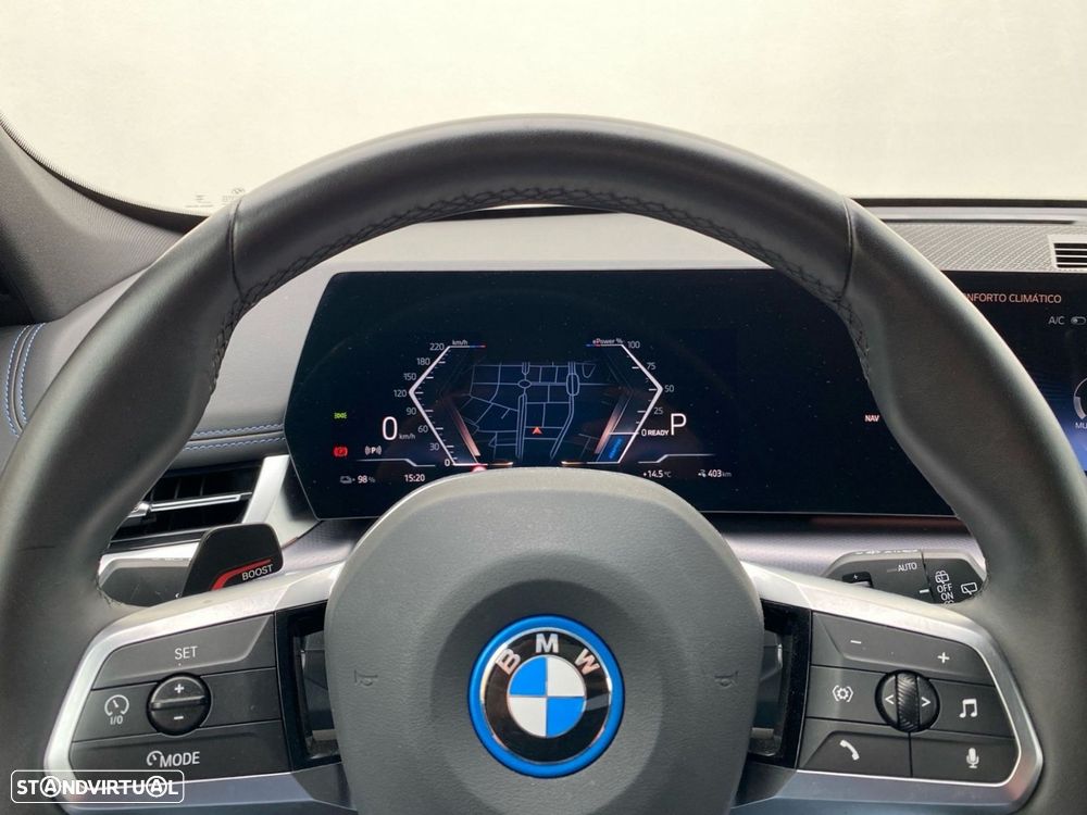 BMW iX1 xDrive30 Pack Desportivo M - 8