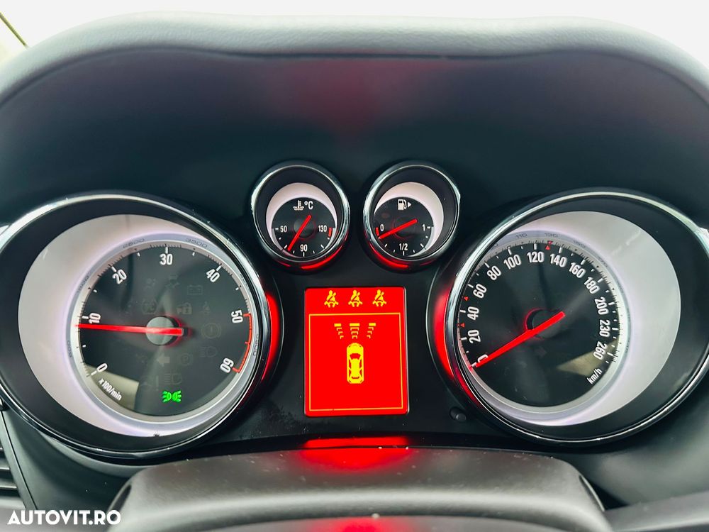 Opel Zafira Tourer 2.0 CDTI ECOTEC Cosmo - 22