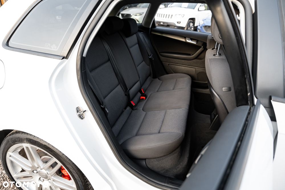 Audi A3 Sportback 1.6 Ambition - 21