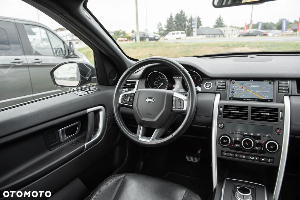 Land Rover Discovery Sport - 27