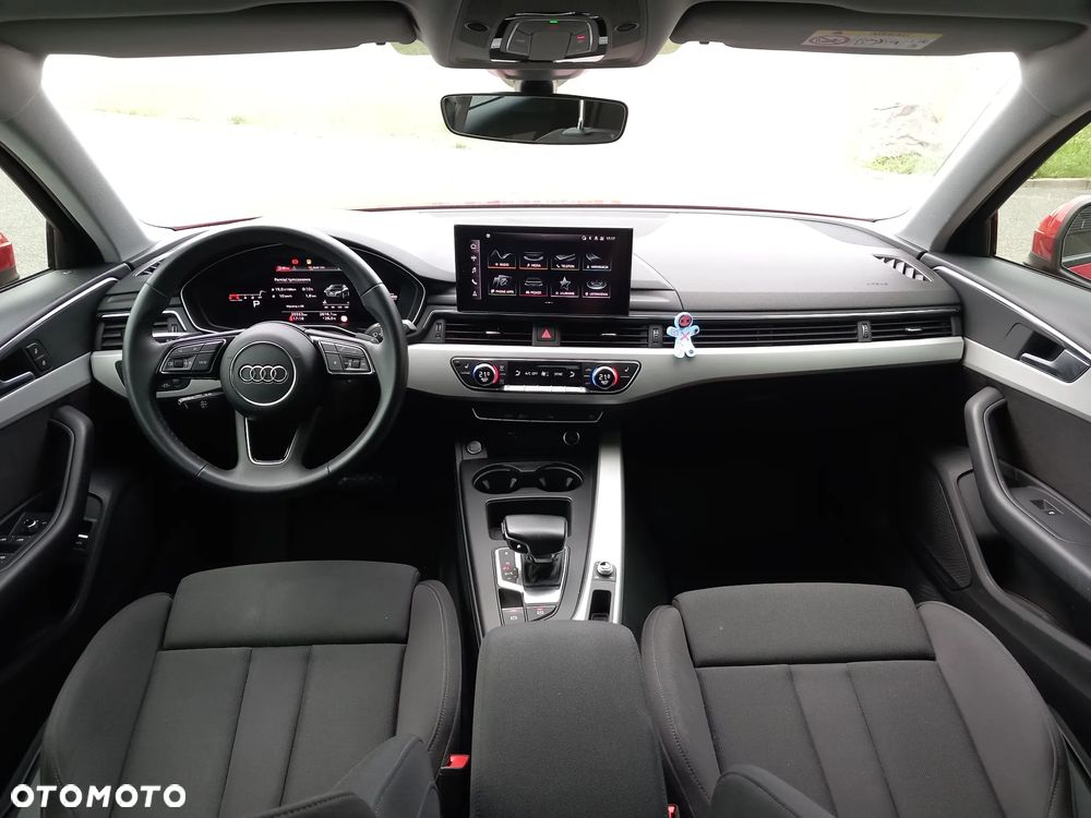 Audi A4 Limousine 35 TFSI mHEV S Line S tronic - 13