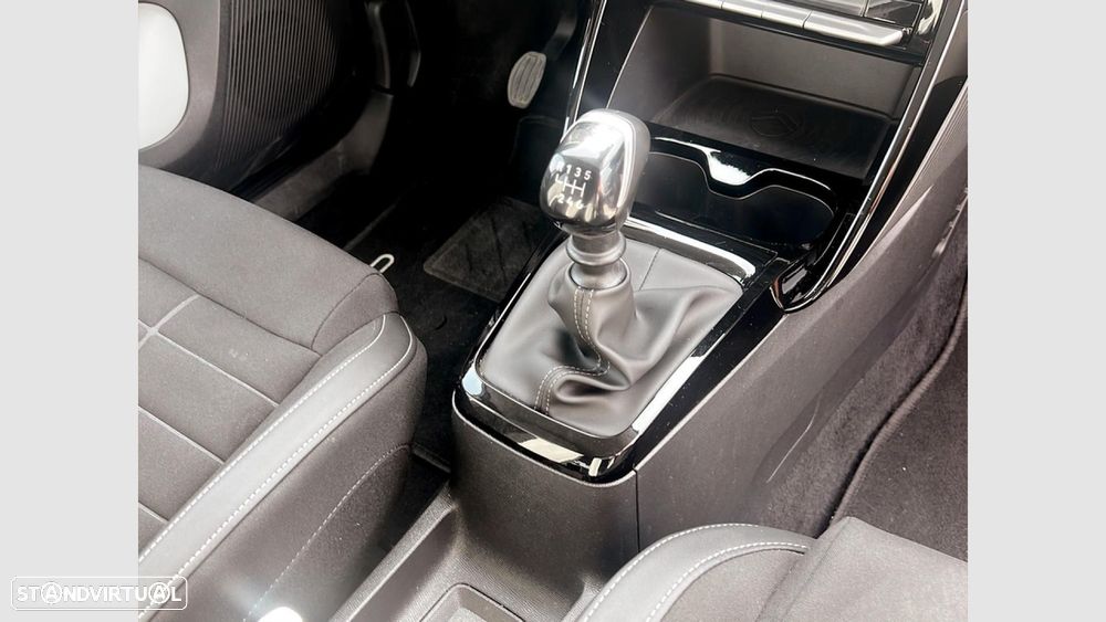 Citroën C3 1.2 PureTech Max - 21