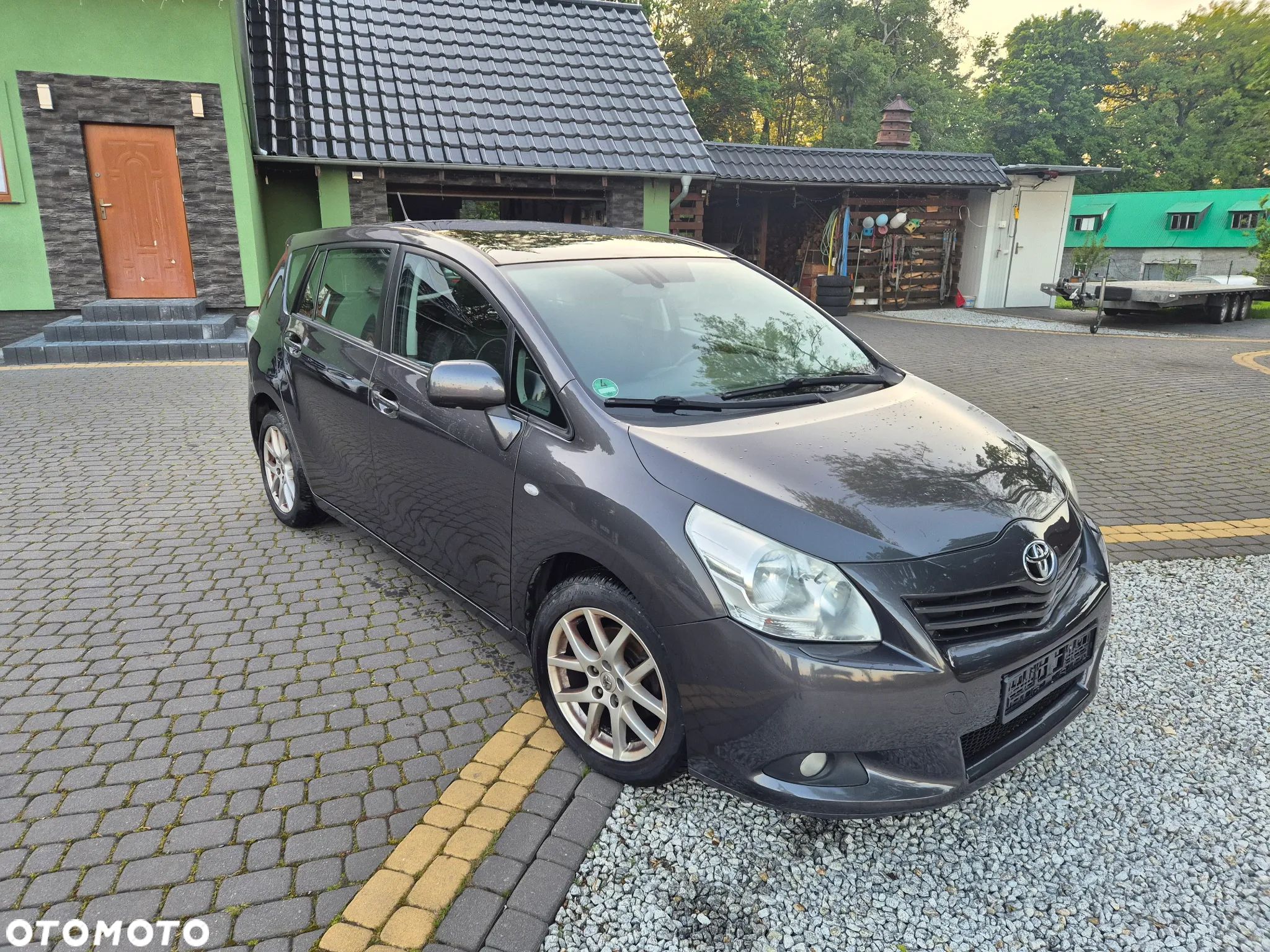 Toyota Verso 1.8 7-Sitzer Executive - 1