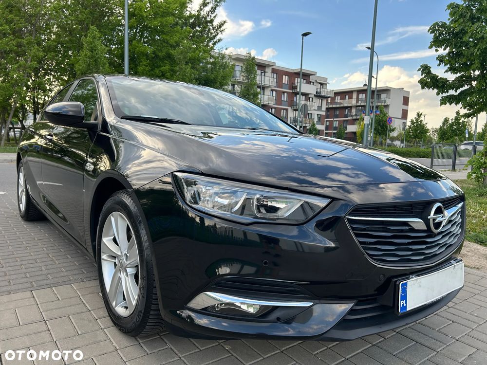 Opel Insignia 1.5 T Enjoy S&S - 9