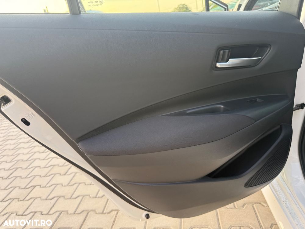 Toyota Corolla 1.8 HSD Exclusive interior Negru - 14