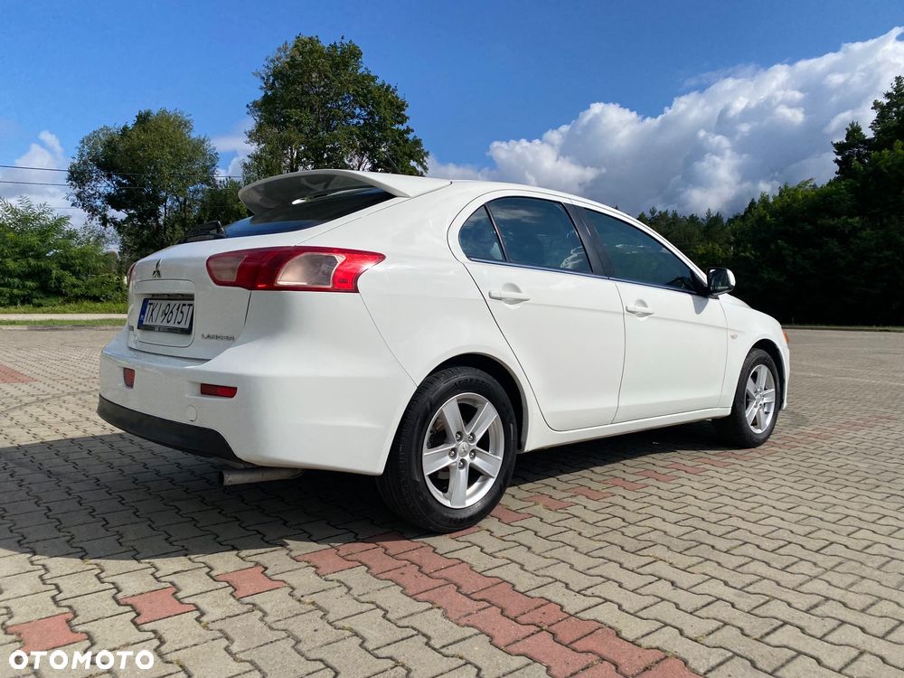Mitsubishi Lancer 1.5 Inform - 10