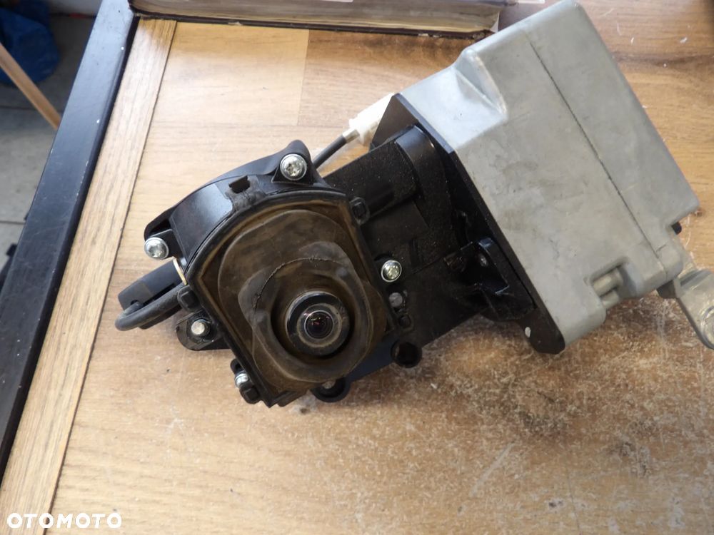 BMW - F12 - KAMERA COFANIA - DEMONTAŻ - EUROPA - 7308625 - 2