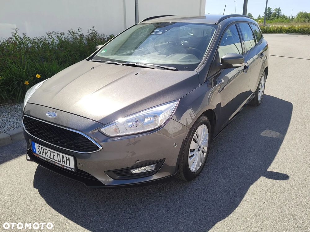 Ford Focus 1.0 EcoBoost Titanium - 8