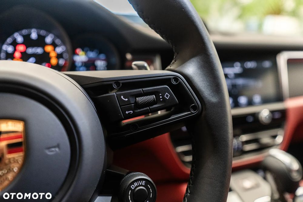 Porsche Macan GTS - 27