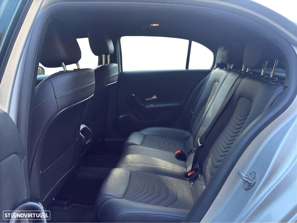 Mercedes-Benz A 180 d 7G-DCT Edition 2020 - 12