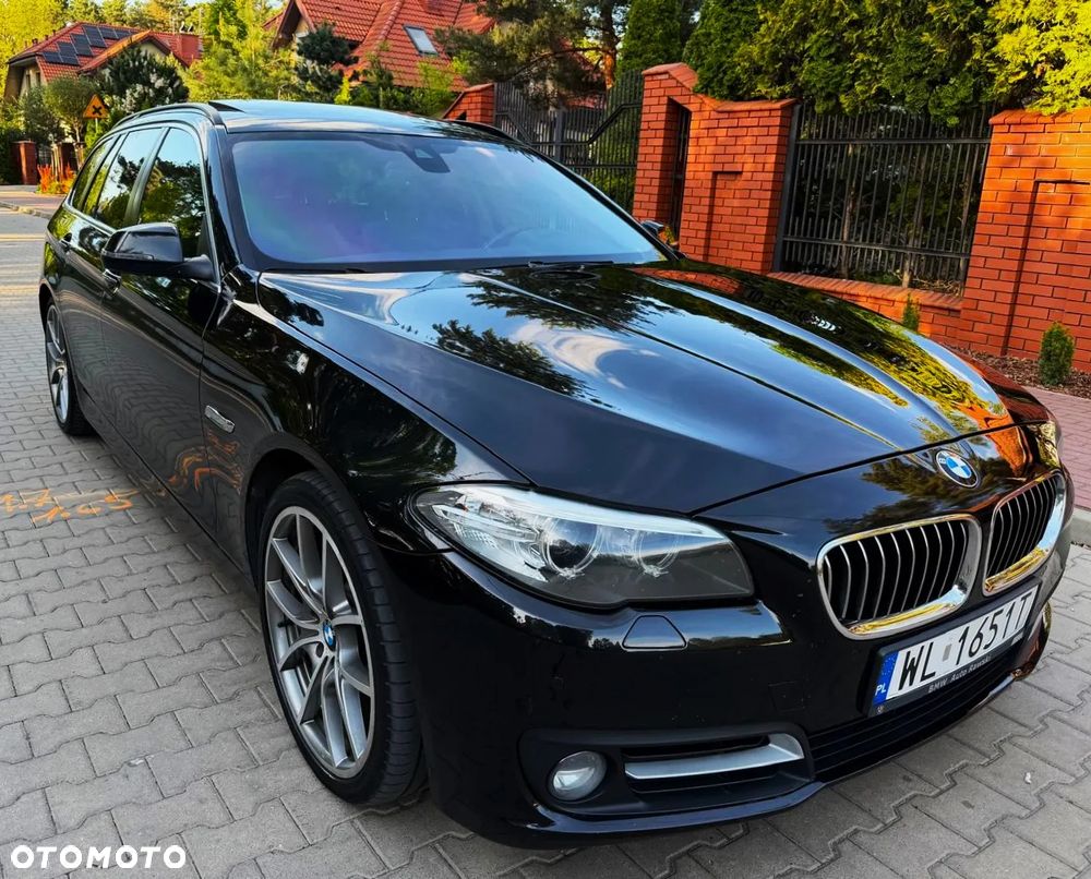 BMW Seria 5 520d xDrive - 14