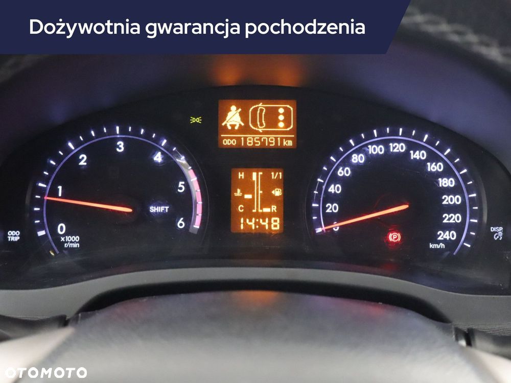 Toyota Avensis - 13