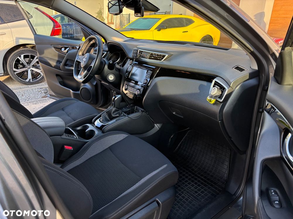 Nissan Qashqai - 10