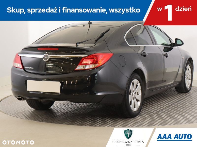 Opel Insignia - 7