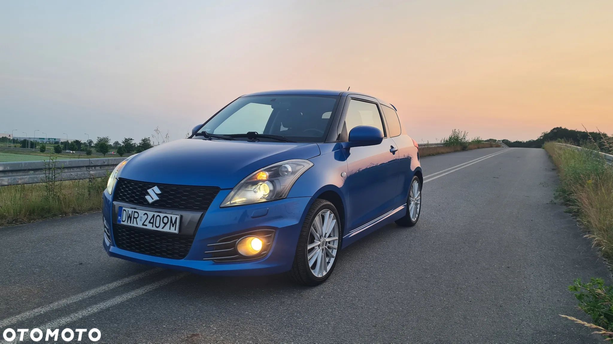Suzuki Swift 1.6 Sport - 1