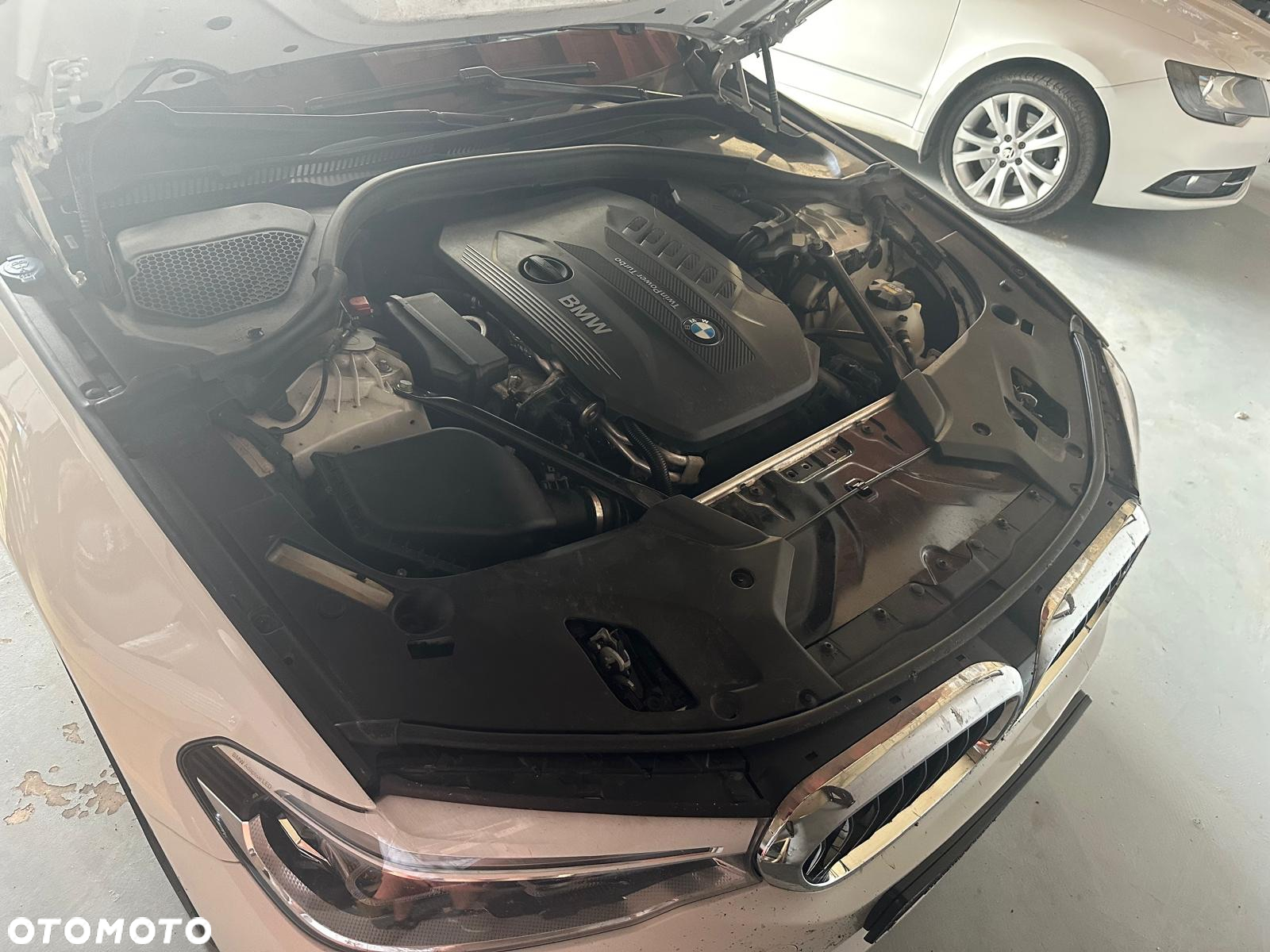 BMW Seria 5 540d xDrive M Sport sport - 28