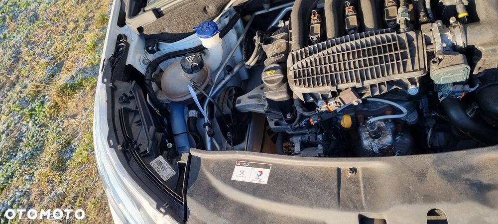 Peugeot 2008 PureTech 82 Access - 17