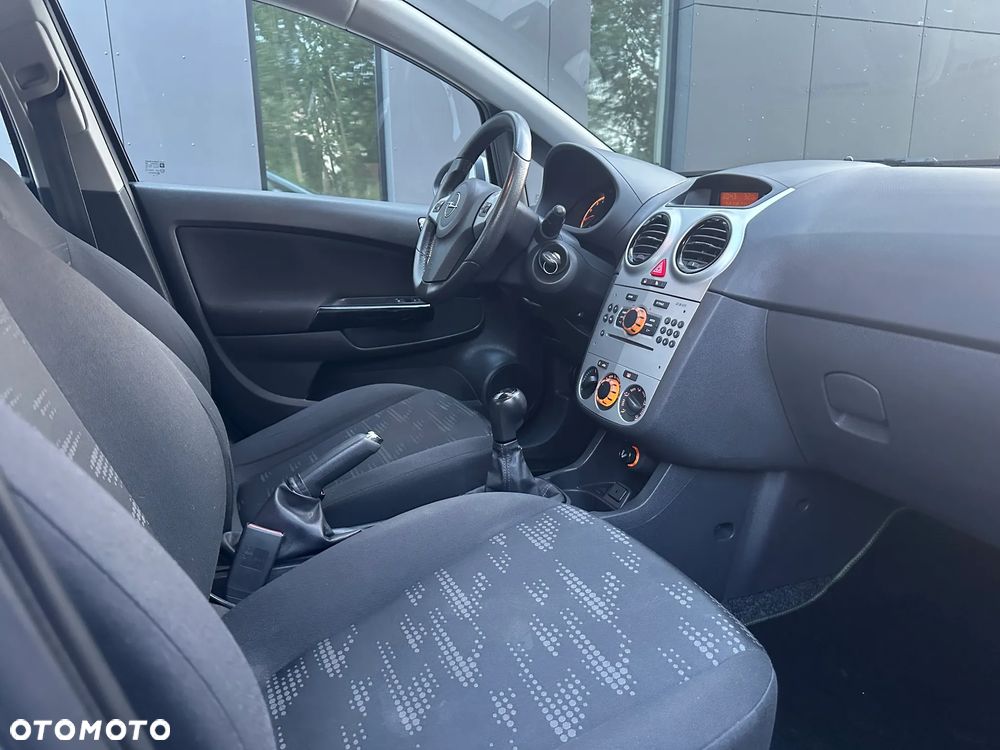 Opel Corsa - 17