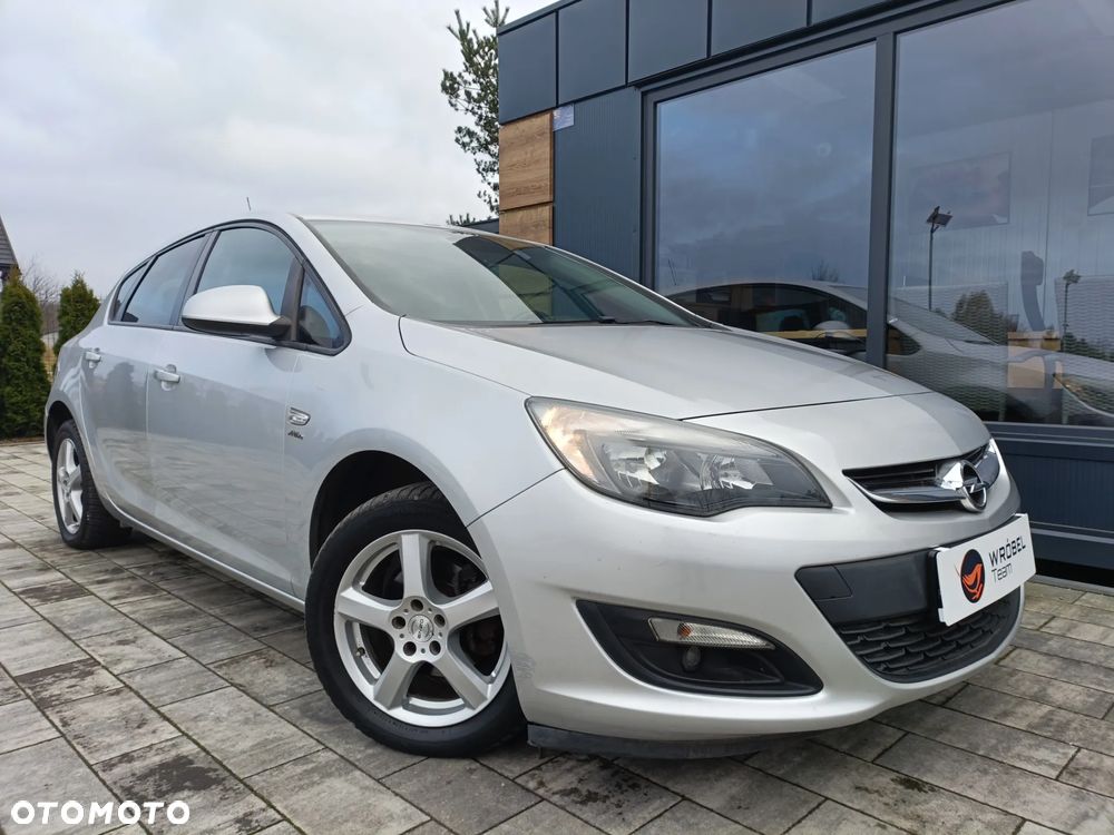 Opel Astra 1.4 Turbo - 5